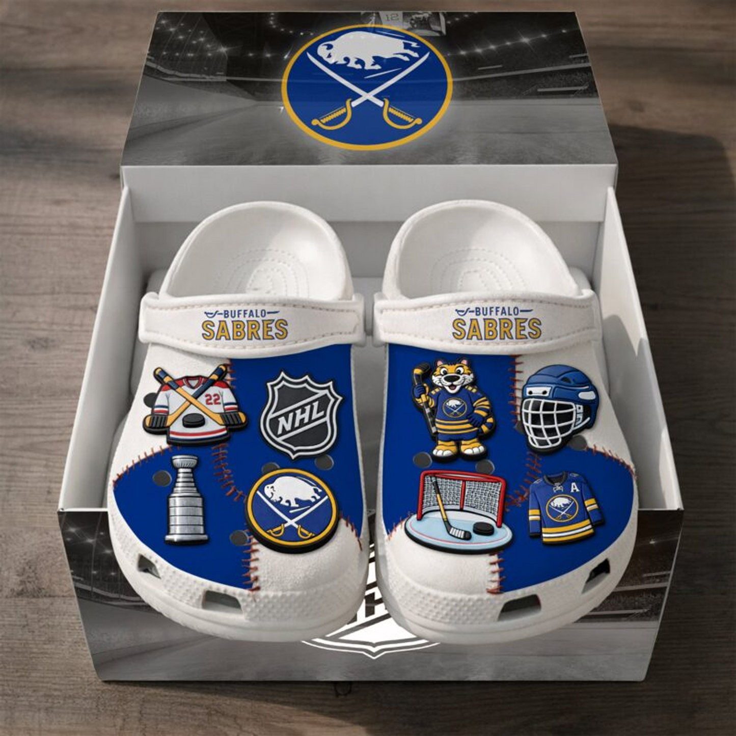 PREMIUM BUF x NHL CLOGS WITH CHARMS DATND TANTD 160426