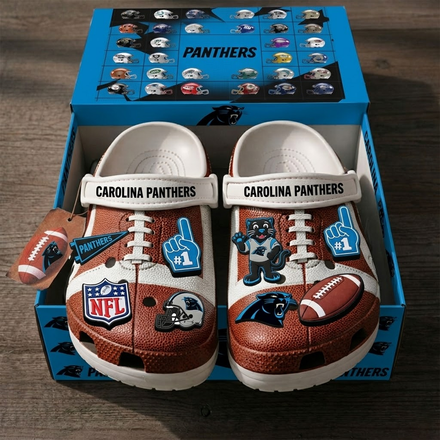 PREMIUM NFL x CAR CLOGS WITH CHARMS DATND TANTD 040426